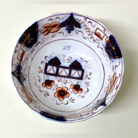 19th Century Vintage Gaudy Welsh Scalloped Buckle Pattern Footed Lusterware Bowl - Picture 5 of 16